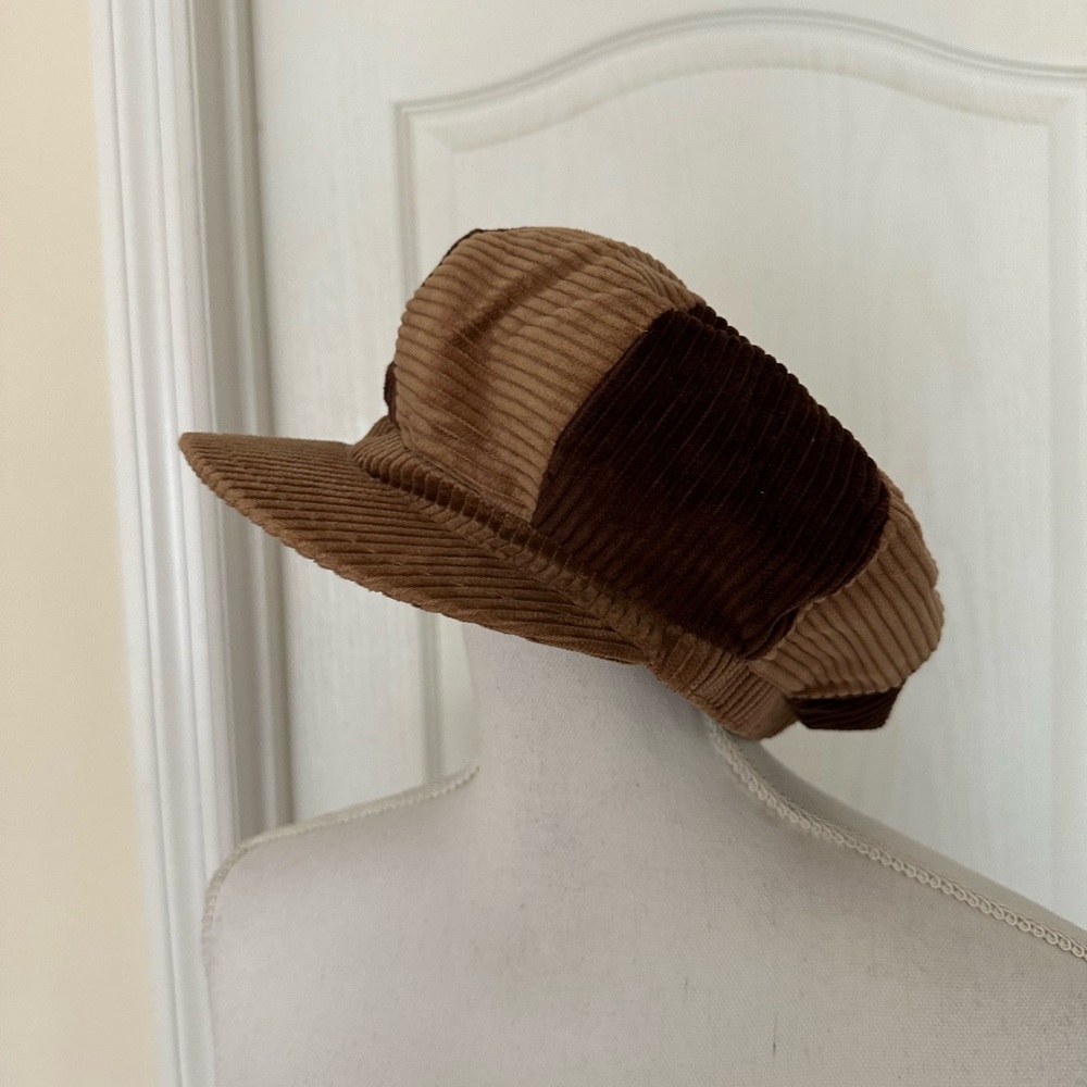 Vtg Prague Unisex Hat Cap Adult Brown Adjustable Back Elastic, One Sz.